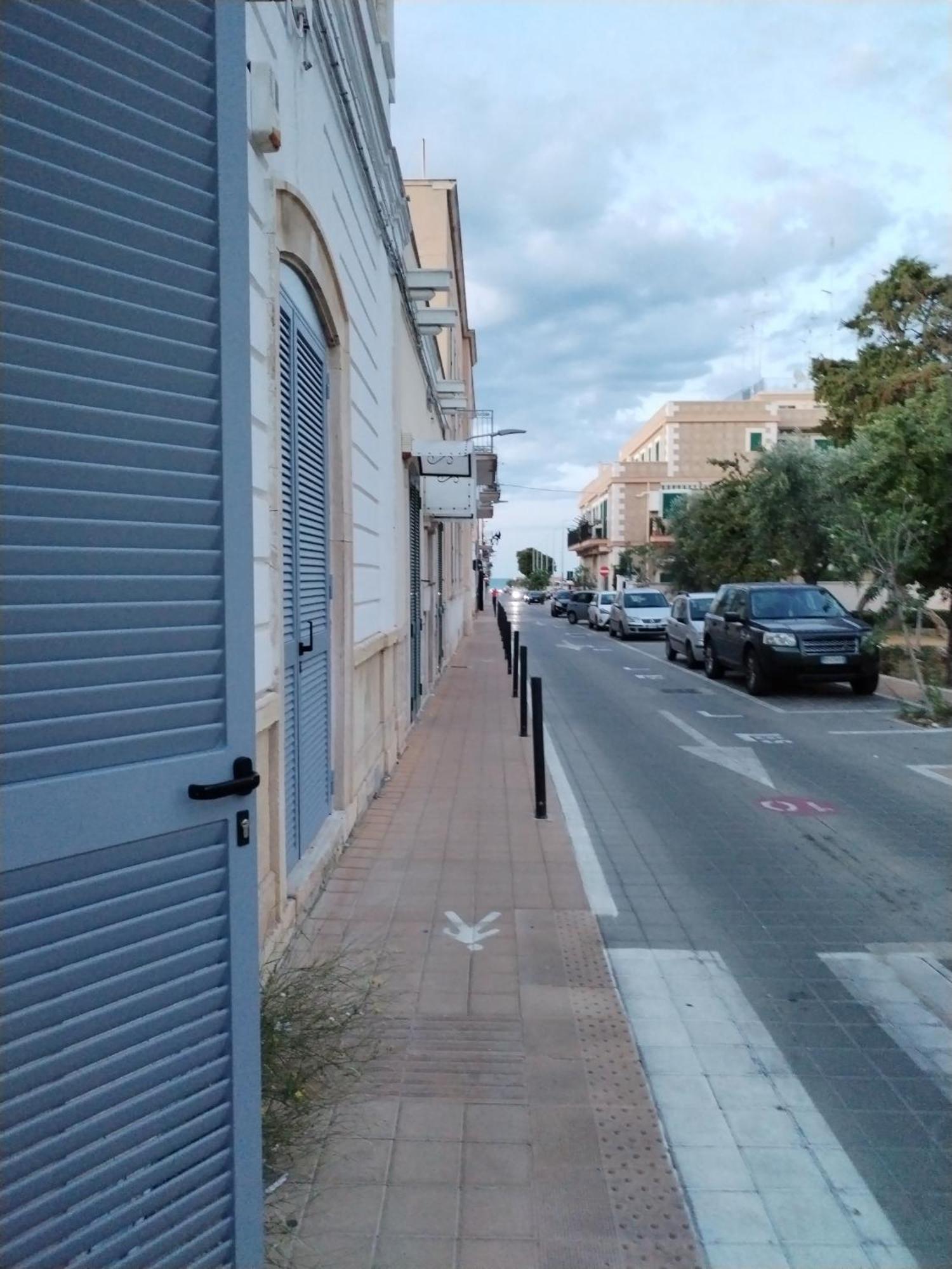 Al Mare 22 Hotel Bari Exterior photo